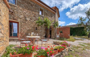 Stunning Home In San Pietro A Dame With Jacuzzi Poggioni